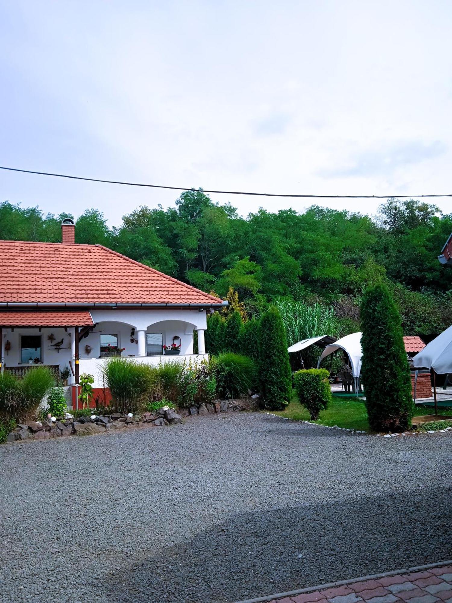 Harmony Vendégház Egerszalók Exterior foto
